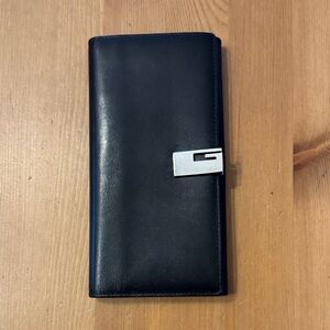 Gucci Black Leather Wallet with Silver Hardware Accent